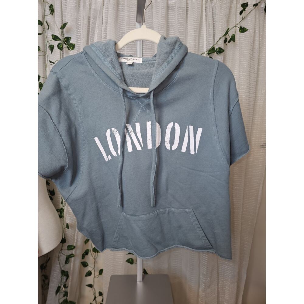 Grayson Threads London Cropped Hooded Sweathshirt Size Medium